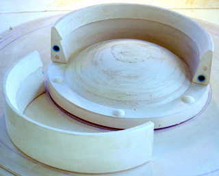 46cm-Bowl-foot-mould-open---Irena-Sibrijns