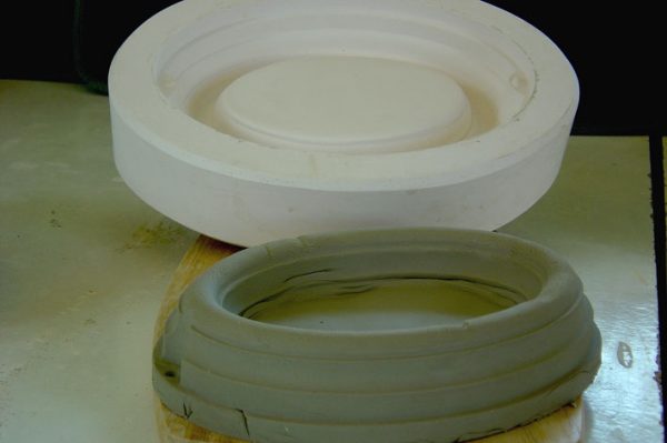Oval Picture Frame Ceramic Mould